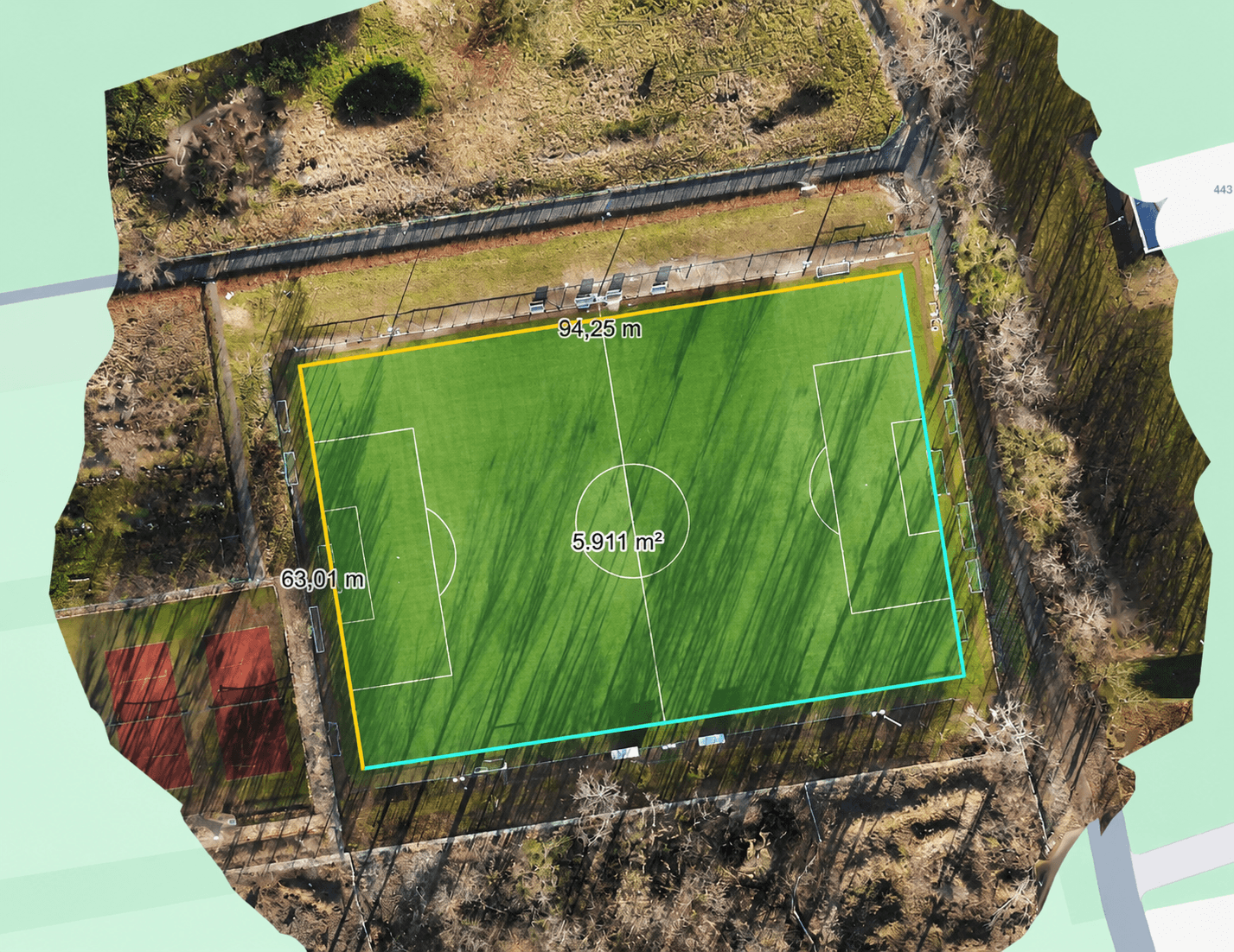 Sportplatz-Vermessung per Drohne